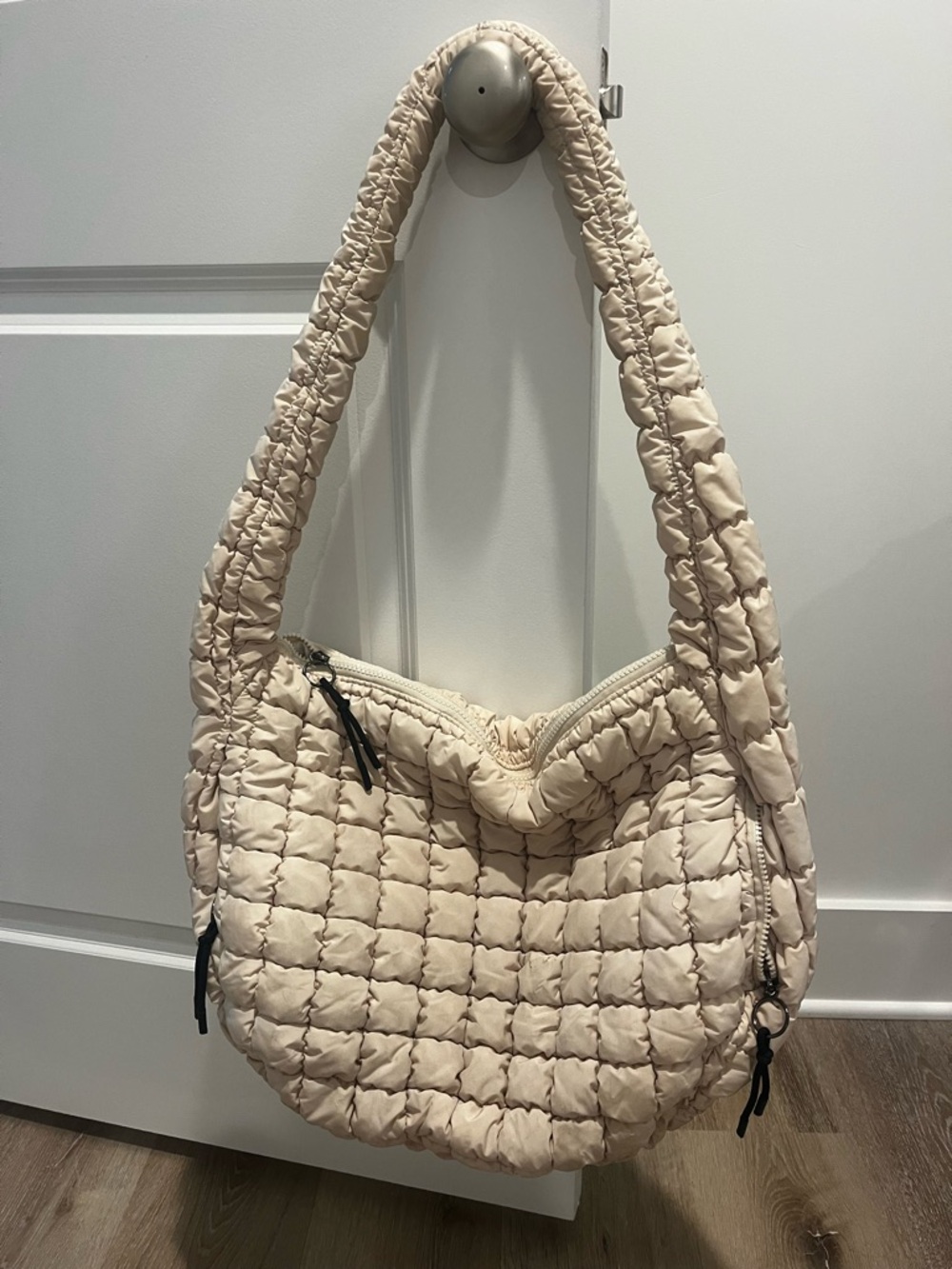 Quilted Cream Shoulder Bag - Soft Padded Hobo